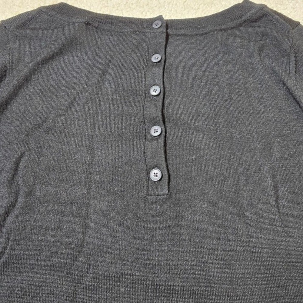 Ann Taylor LOFT Black Wool Blend Button Back Crew Neck Sweater Womens Size S - Picture 5 of 7